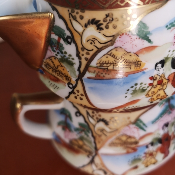 Antique Japan Kutani Bunpo 九谷文峰 Ceramic 2 Pieces Gold Edge Hand-Painted Tea Set - Picture 4 of 12